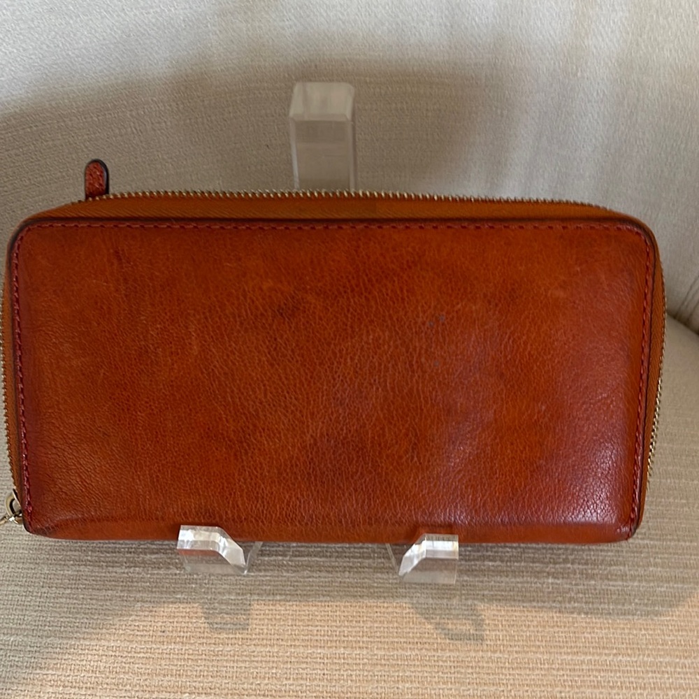 Michael Kors Wallet - Picture 2 of 4